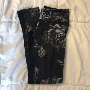 Lululemon Wunder Under leggings Floral